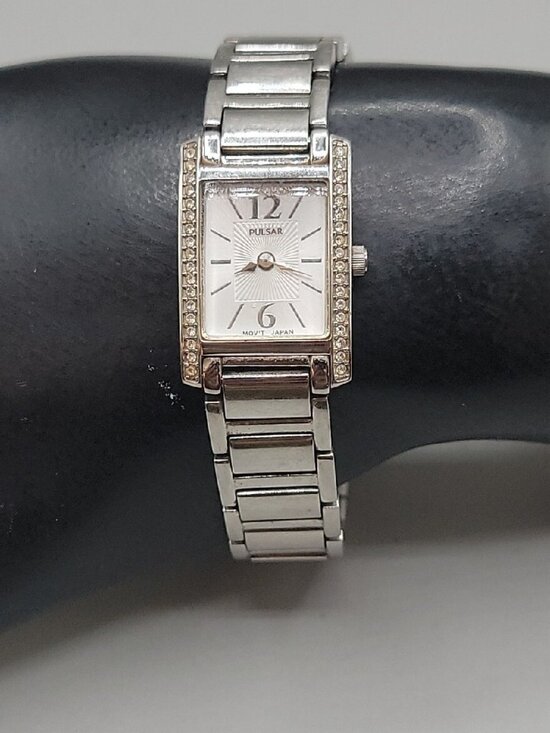 Pulsar Accessories - Vintage Pulsar Ladies Watch 1N00 X265 Silvertone Rectangle Link Band Rhinestones